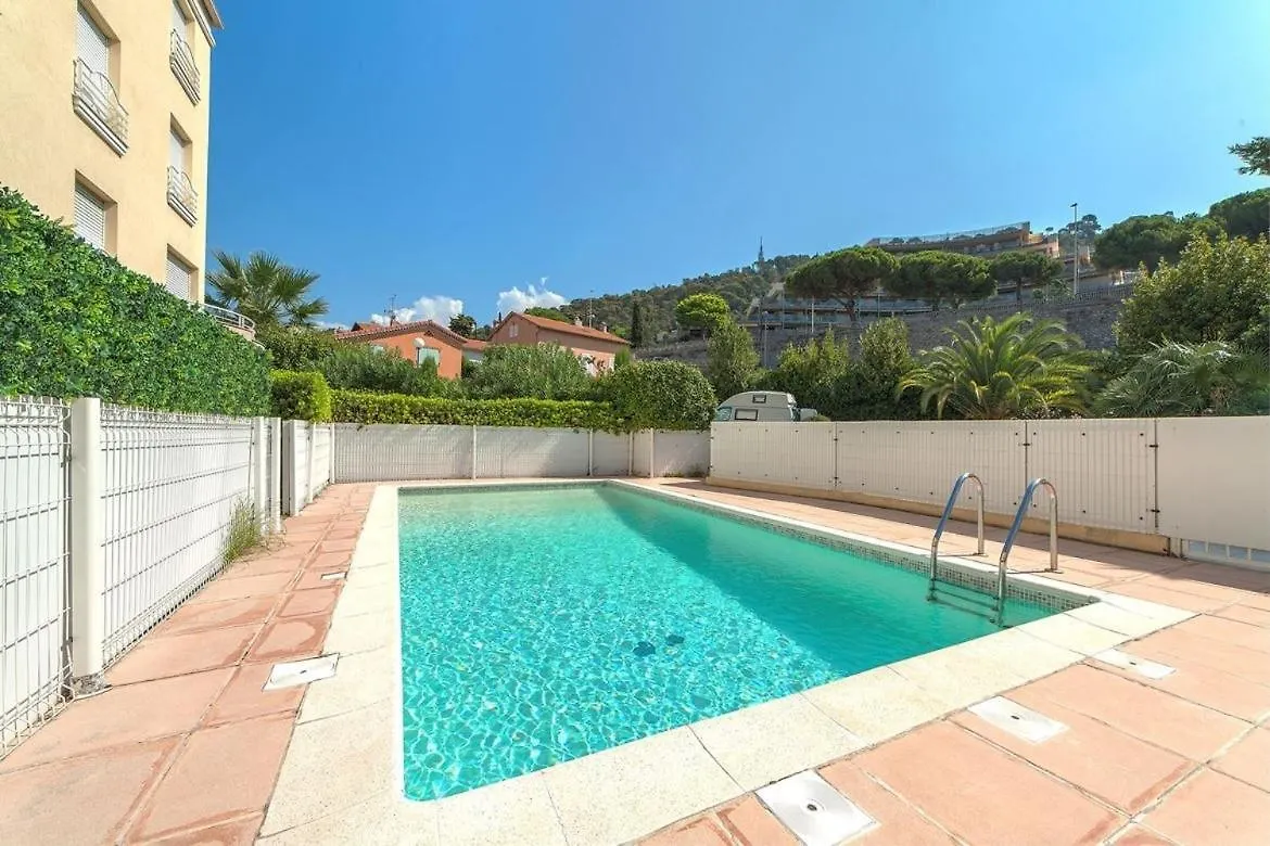 Entire Condo In Nice 0*,  France