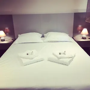 Apart-hotel Serafina Apartements, Nice